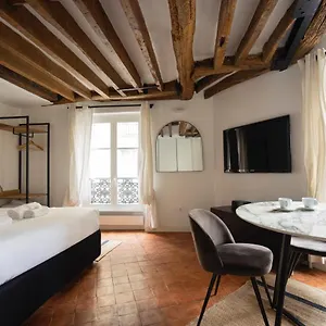 Conde Chic Appartamento Parigi